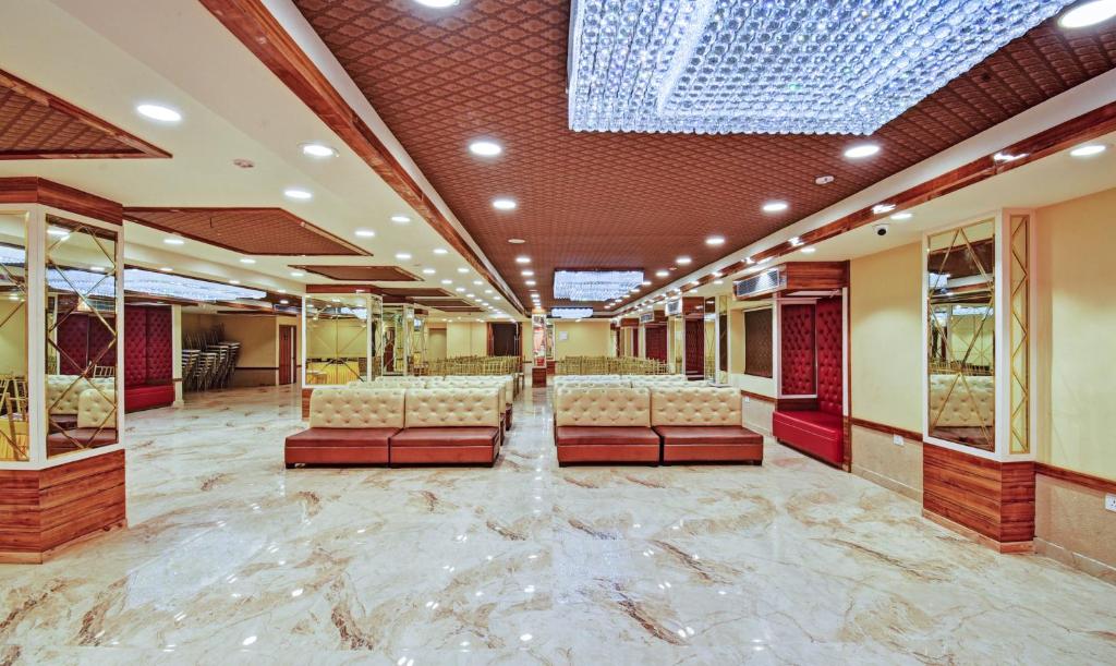 The Hotel Bliss 